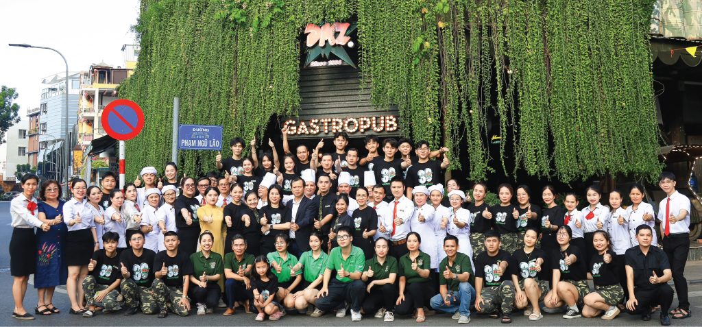 nhân sự tại dmz group
