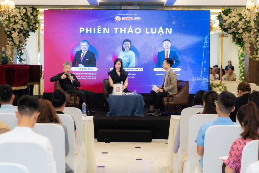 Hội thảo bãn lĩnh trong tâm bão truyền thông