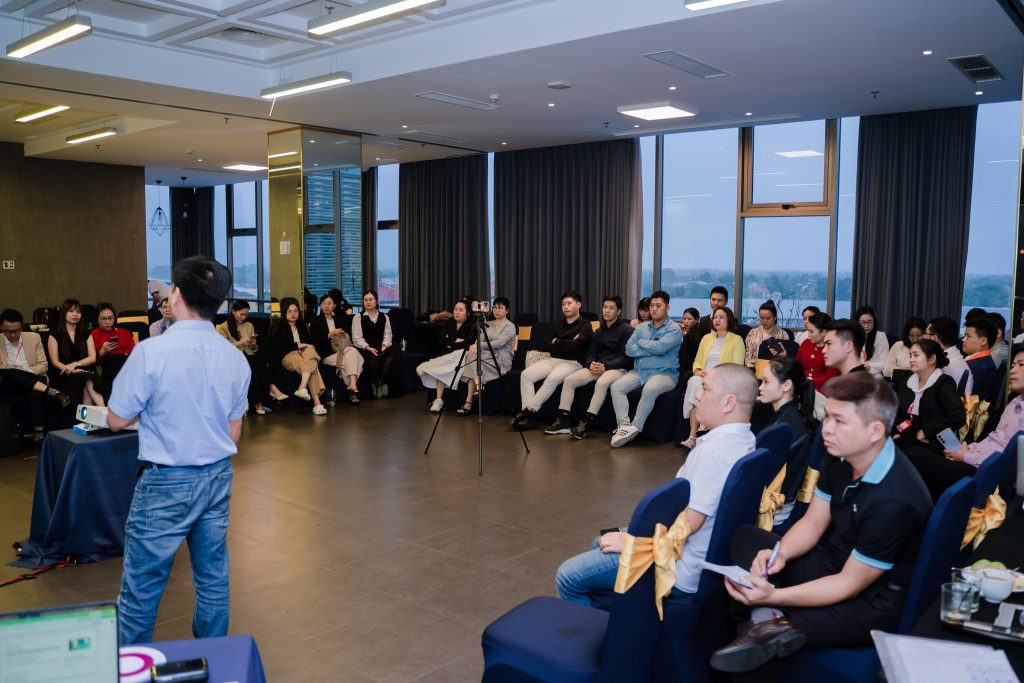 bế giảng khóa đào tạo 10x ceo