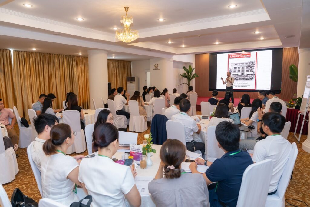 Chương trình đào tạo Tái tạo mô hình kinh doanh xây dựng thương hiệu bền vững