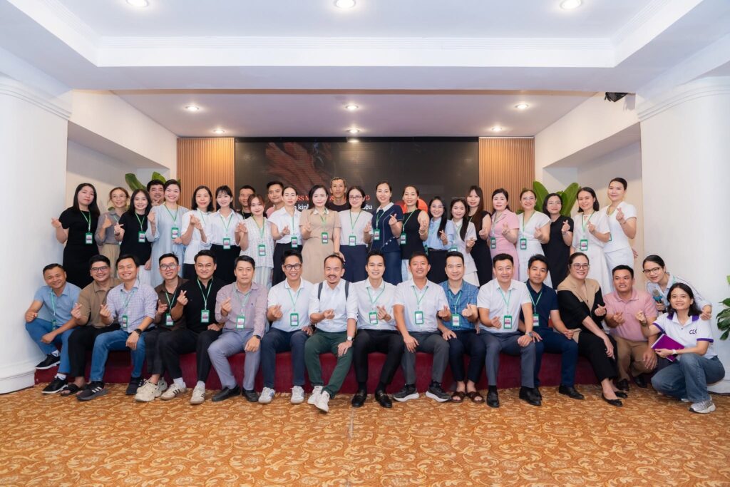 Chương trình đào tạo Tái tạo mô hình kinh doanh xây dựng thương hiệu bền vững