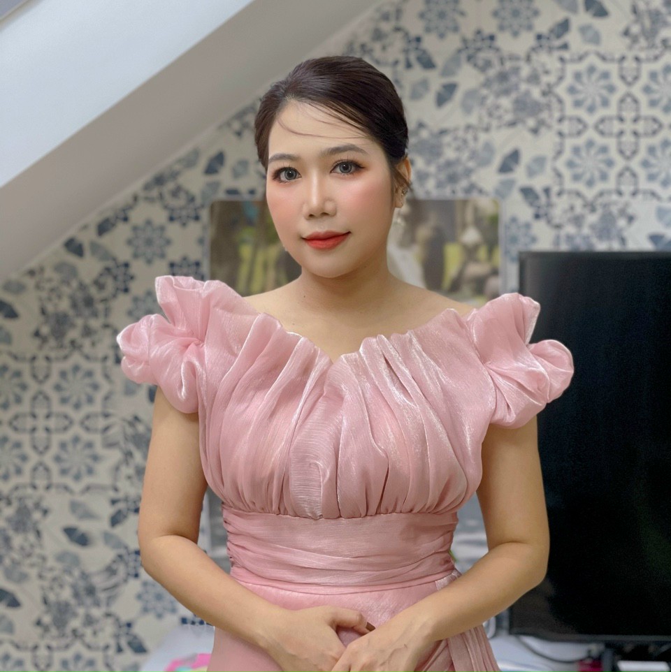 CEO Hồ Thị Kim Ngân