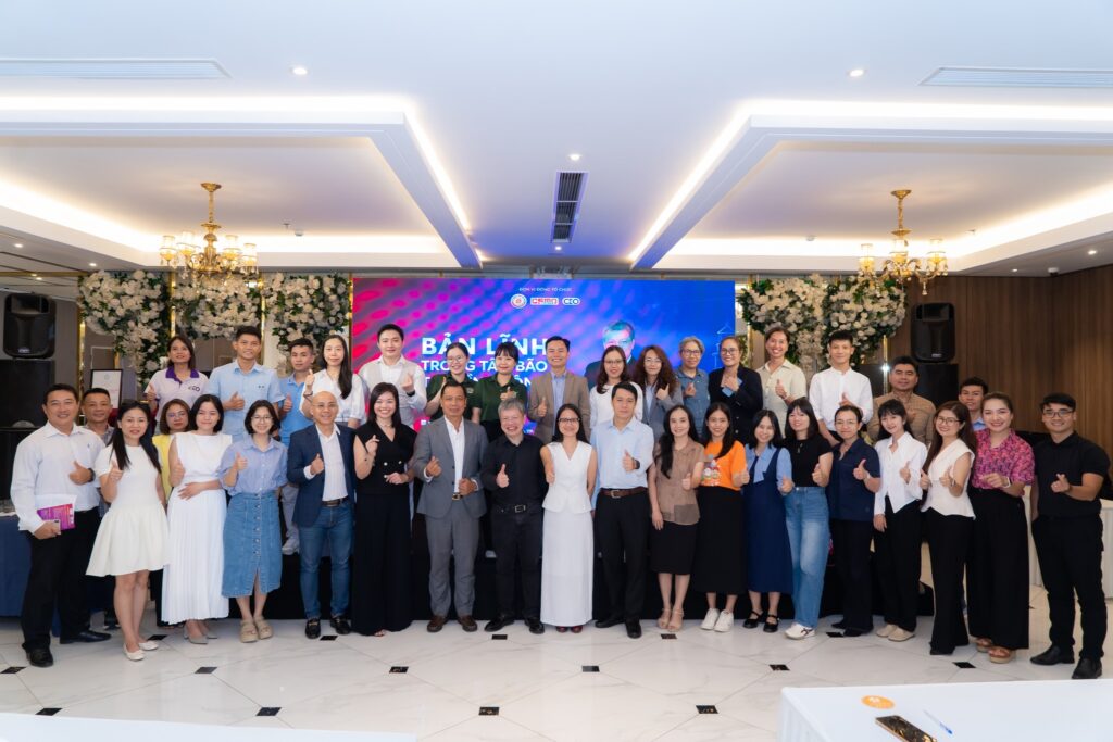 Hội thảo bãn lĩnh trong tâm bão truyền thông
