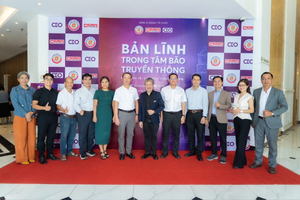 Hội thảo bãn lĩnh trong tâm bão truyền thông