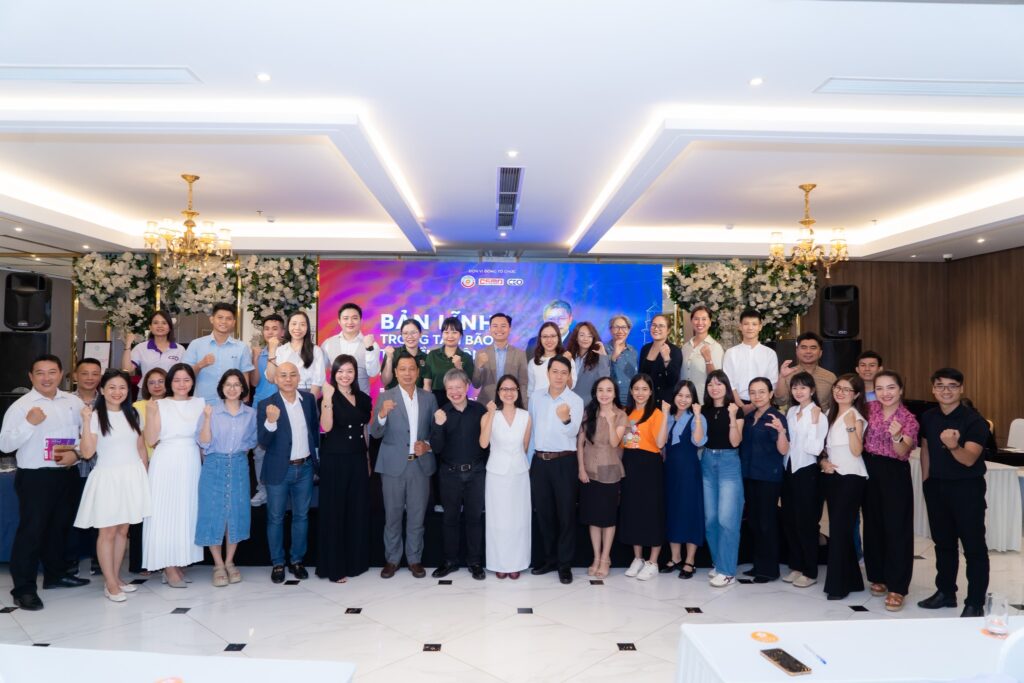 Hội thảo bãn lĩnh trong tâm bão truyền thông