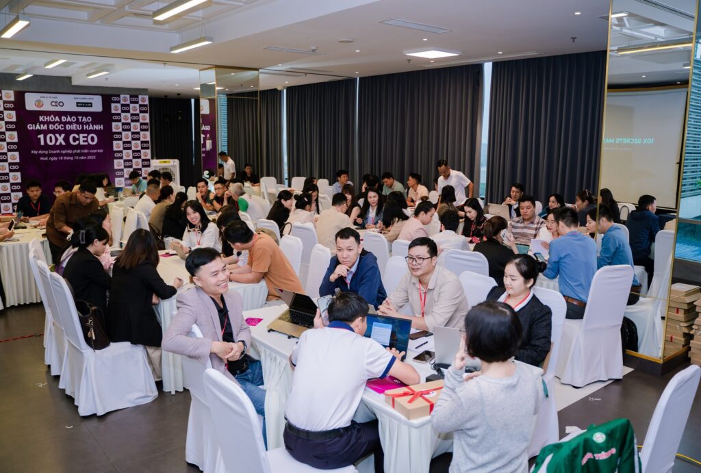 khóa đào tạo giám đốc điều hành 10X CEO