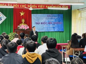 Chương trình thiện nguyện Tiếp bước đến trường lần thứ 4