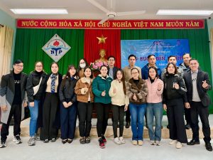 Chương trình thiện nguyện Tiếp bước đến trường lần thứ 4